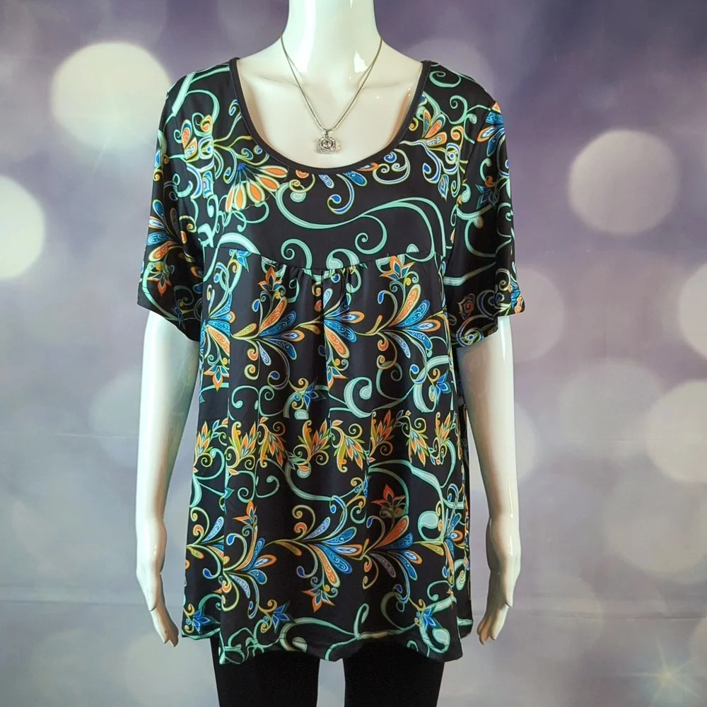 Sakurafina sz XL Short Sleeve Floral Print Tunic Top